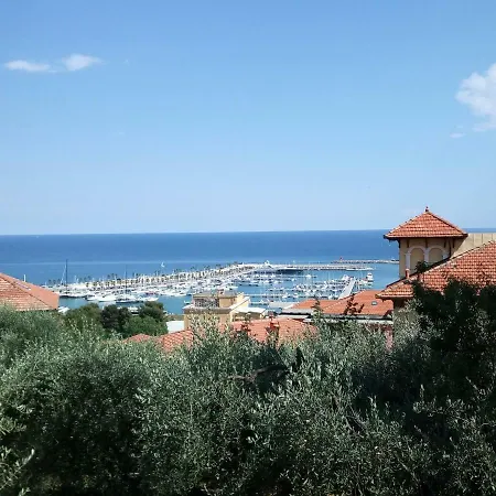 Thomas Casa de Férias Imperia